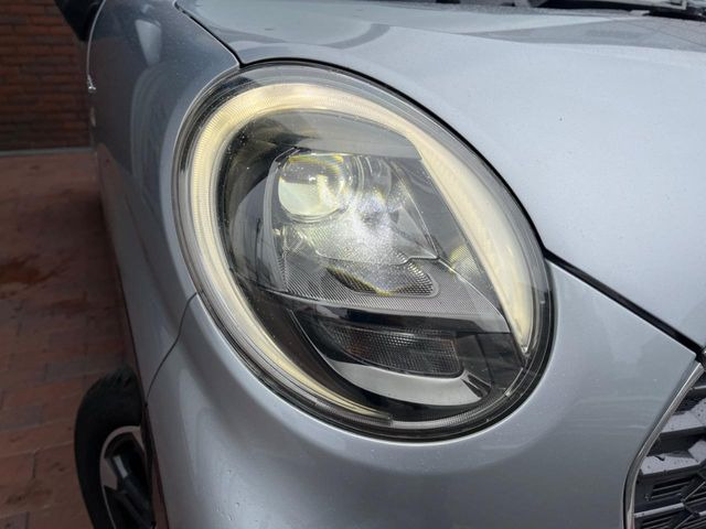 �yLED�w�b�h���C�g�z���V����ԑ��s�����ǍD�Ȏ��E���m�ۂ����S���ĉ^�]�ł��鍂�P�xLED�w�b�h���C�g�𑕔�!�_�����x�������A����d�͂��}�����Ă��܂��B