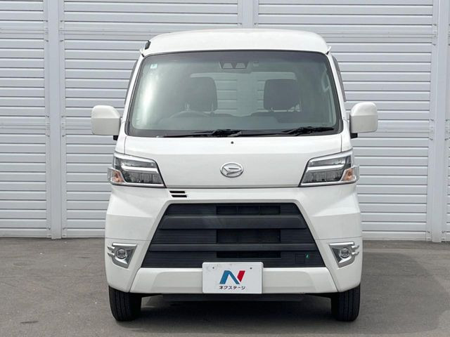 ���Ђł́A�S�ԁw�C�����Ȃ��x�̂��Ԃ̂ݎ�舵���Ă���܂��B��C�o�C���[�ɂ�錵�I�����d����̌�A���Ɍ�̎ԗ��`�F�b�N���s���A�l�N�X�e�[�W���F�肵�����i���Ȓ��ÎԂ����񋟂��Ă���܂��B