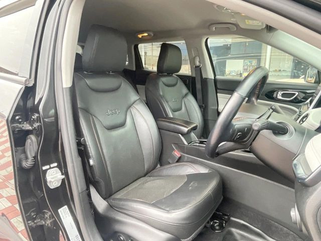 ���V�[�g�̎g�p��:�j��E�ւ�������Ȃ��A�����̒ʂ肫�ꂢ�ȏ�Ԃ��ێ����Ă���܂��B�܂��A�����N���[�j���O�E�R�[�e�B���O�����p�����������܂��B