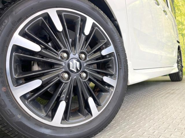 �y�����A���~�z�C�[���z�O�ςɃ}�b�`���������A���~�z�C�[���𑕒����Ă���܂��B�e��ЊO�A���~�z�C�[����A�X�^�b�h���X�^�C�����戵�����Ă���܂��B���񂲑��k����������