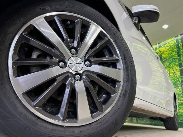 �y15�C���`�A���~�z�C�[���z�O�ςɃ}�b�`�����A���~�z�C�[���𑕒����Ă���܂��B�e��A���~�z�C�[����A�X�^�b�h���X�^�C�����戵�����Ă���܂��B���񂲑��k����������