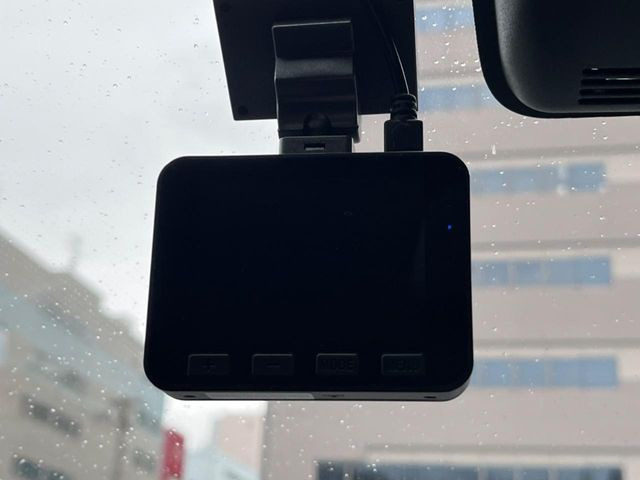 �y�h���C�u���R�[�_�[�z�h���C�u���R�[�_�[����!���s���͂������A������^�]�⎖�̂ɑ��������ہA�f���ŋL�^���A����̃��X�N�ɔ����܂��B���L�^�pSD�J�[�h�͂��q�l�����g�ł��������������K�v������܂��B