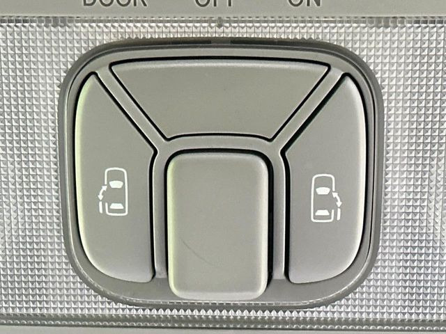 �y�����p���[�X���C�h�h�A�z�X�}�[�g�L�[��^�]�Ȃ̃X�C�b�`�Ō�ȗ����X���C�h�h�A�̊J���\���d��������͂����ăh�A���J����K�v�������A�����Ȃ��q�l�ł��ȒP�ɊJ���߂ł����K�ł���