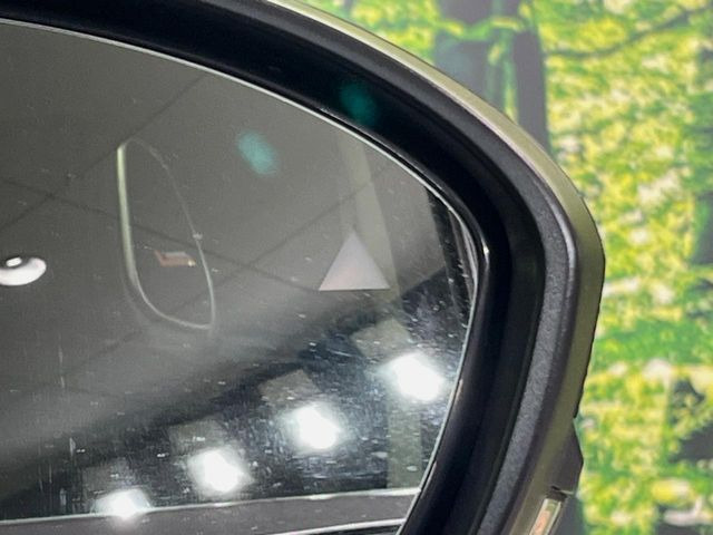 �y������p���m�z���s���A�h�A�~���[�̎��p�ɂȂ�₷���ӏ��Ɍ㑱�Ԃ��ڋ߂���ƃT�C�h�~���[�t�߂Ɍx����\���A�h���C�o�[�ɒ��ӊ��N�����Ă���܂��B