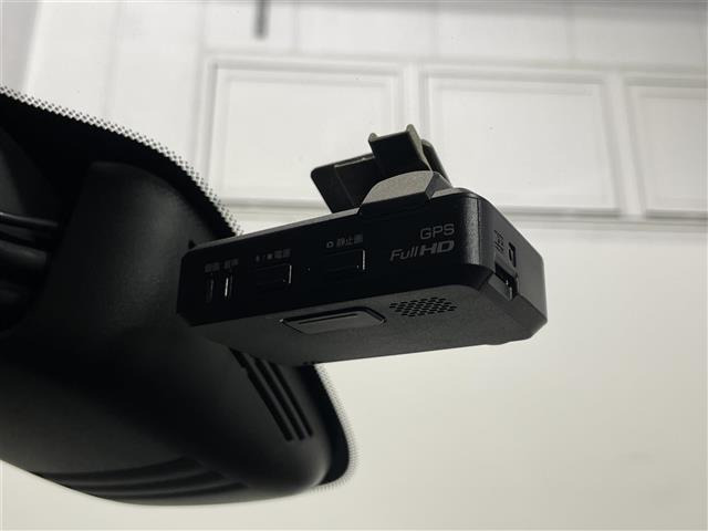 セレナ2.0 ハイウェイスターV