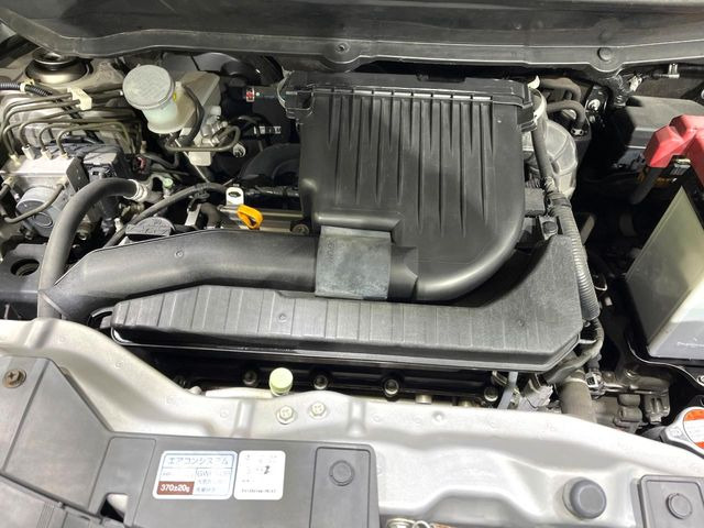 親切・丁寧な専門メカニックスタッフが応対!・車検・点検整備・事故等の修理などアフターサービスも安心。お車のカスタマイズもネクステージのサービススタッフまでご相談ください!