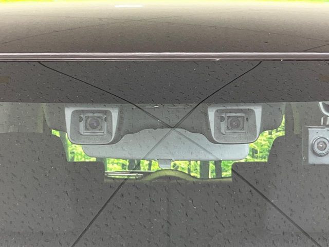 �y�O�He-Assist�z���s���ɑO���̎ԗ�����F�����A�Փ˂������Ȏ��͌x��ƃu���[�L�ŏՓˉ���Ɣ�Q�y�����A�V�X�g�B�����S�Ƀh���C�u�����y���݂��������܂��B