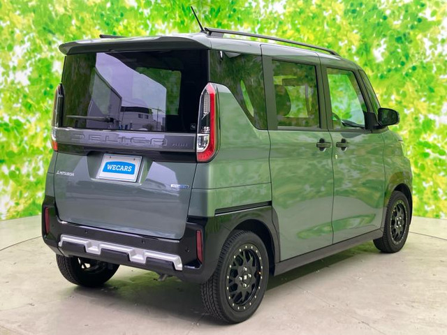 デリカミニT プレミアム 4WD