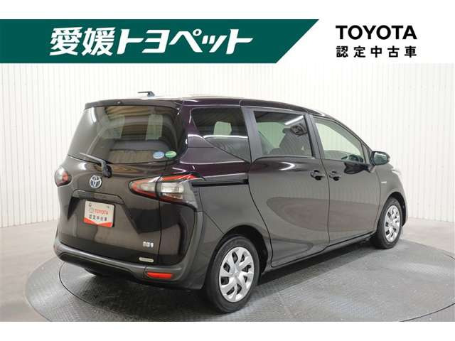 シエンタハイブリッド 1.5 G クエロ