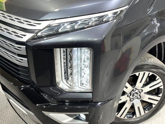 �yLED�w�b�h���C�g�z���V����ԑ��s�����ǍD�Ȏ��E���m�ۂ����S���ĉ^�]�ł��鍂�P�xLED�w�b�h���C�g�𑕔�!�_�����x�������A����d�͂��}�����Ă��܂��B