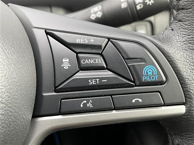 セレナ1.2 e-POWER ハイウェイスターV