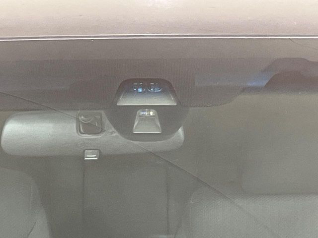 �y�V�e�B�u���[�L�A�N�e�B�u�V�X�e���z�ᑬ���s���ɑO���̎ԗ�����F�����A�Փ˂������Ȏ��͌x��ƃu���[�L�ŏՓˉ���Ɣ�Q�y�����A�V�X�g�B�����S�Ƀh���C�u�����y���݂��������܂��B