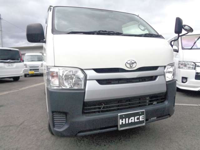 ハイエースバン2.8 DX ロング ディーゼル 4WD