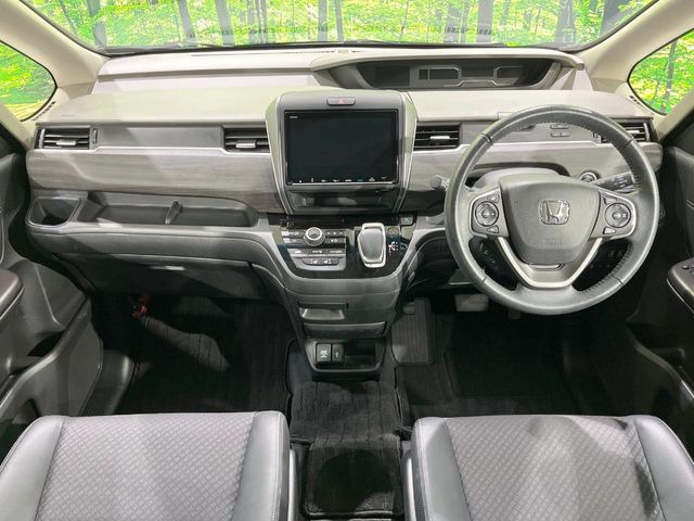 フリード+1.5 ハイブリッド G