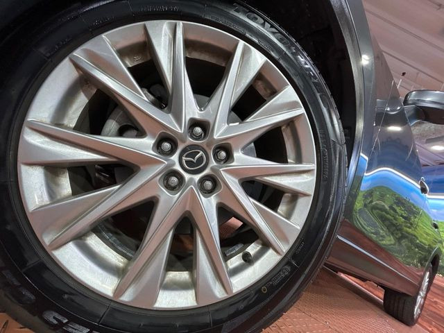 �y����19�C���`�A���~�z�C�[���z�O�ςɃ}�b�`���������A���~�z�C�[���𑕒����Ă���܂��B�e��ЊO�A���~�z�C�[����A�X�^�b�h���X�^�C�����戵�����Ă���܂��B���񂲑��k����������