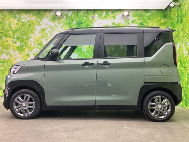 デリカミニT プレミアム 4WD