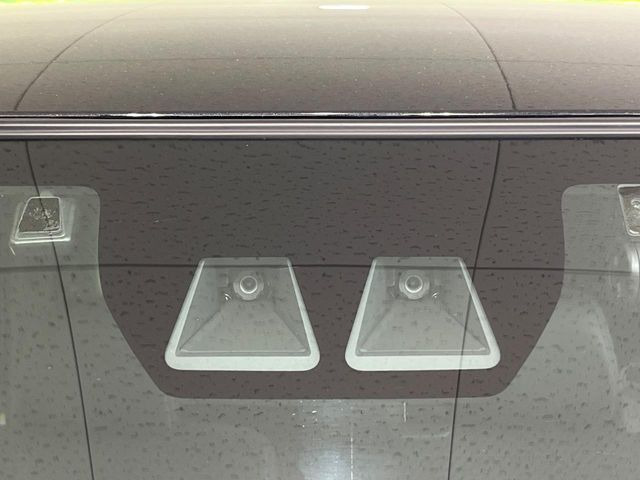 �y�X�}�[�g�A�V�X�g�z���s���ɑO���̎ԗ�����F�����A�Փ˂������Ȏ��͌x��ƃu���[�L�ŏՓˉ���Ɣ�Q�y�����A�V�X�g�B�����S�Ƀh���C�u�����y���݂��������܂��B