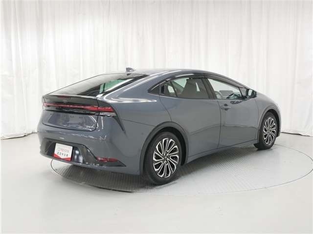 プリウス2.0 Z E-Four 4WD