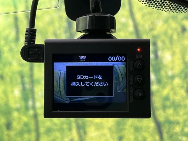 �y�h���C�u���R�[�_�[�z�h���C�u���R�[�_�[����!���s���͂������A������^�]�⎖�̂ɑ��������ہA�f���ŋL�^���A����̃��X�N�ɔ����܂��B���L�^�pSD�J�[�h�͂��q�l�����g�ł��������������K�v������܂��B