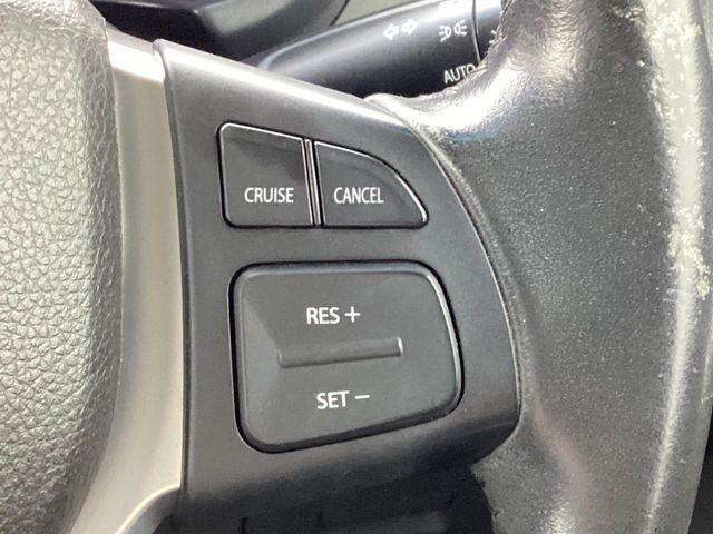 �y�N���[�Y�R���g���[���z�������H�����N���N���s�B�A�N�Z���𗣂��Ă���葬�x�ő��s���ł��A�������^�]���̕��S���y��!�����E�������ȒP�ȃX�C�b�`����Œ����ł��܂��B