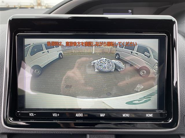 ヴォクシー2.0 ZS 煌III 4WD