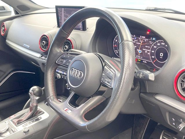 ���n���h�����̃X�������Ȃ��A���ꂢ�ȏ�Ԃ��ێ����Ă���܂��B�e�X�C�b�`���̓�����m�F�ς݂ł��B