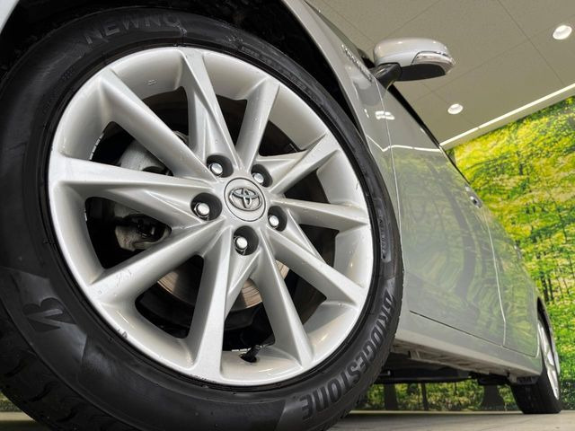 �y����16�C���`�A���~�z�C�[���z�O�ςɃ}�b�`���������A���~�z�C�[���𑕒����Ă���܂��B�e��ЊO�A���~�z�C�[����A�X�^�b�h���X�^�C�����戵�����Ă���܂��B���񂲑��k����������