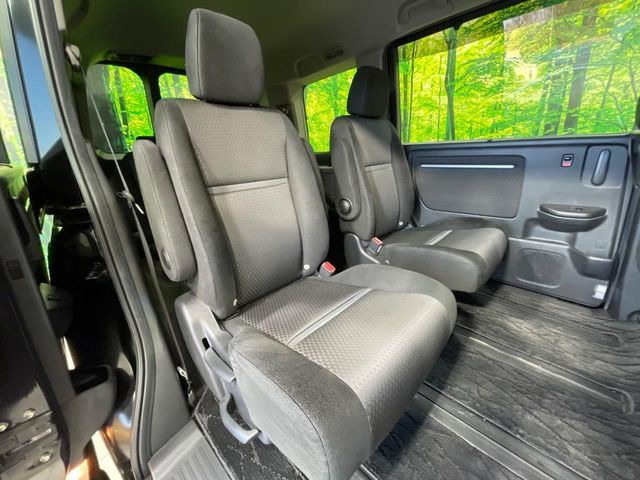 ���ڒ����̓E�H�[�N�X���[�ƂȂ��Ă���܂��B���ڂƎO��ڂ̈ړ�����~�肪�Ƃ��Ă��y�ɂȂ�̂ŁA���~��̍ۂ��X�g���X�������邱�Ƃ͂���܂����