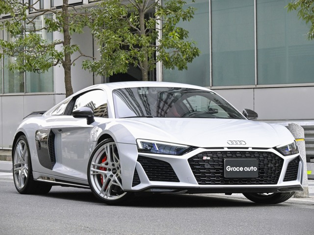 R8V10 パフォーマンス 5.2 FSI クワトロ 4WD