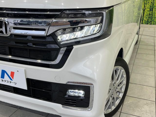 �yLED�w�b�h���C�g�z���V����ԑ��s�����ǍD�Ȏ��E���m�ۂ����S���ĉ^�]�ł��鍂�P�xLED�w�b�h���C�g�𑕔�!�_�����x�������A����d�͂��}�����Ă��܂��B