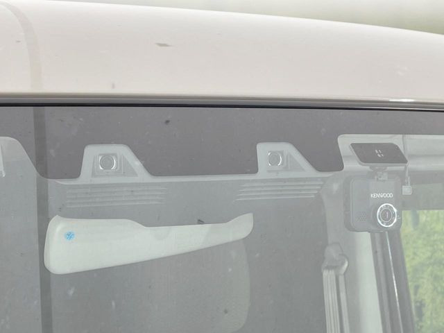 �y�X�Y�L �Z�[�t�e�B�T�|�[�g�z���s���ɑO���̎ԗ�����F�����A�Փ˂������Ȏ��͌x��ƃu���[�L�ŏՓˉ���Ɣ�Q�y�����A�V�X�g�B�����S�Ƀh���C�u�����y���݂��������܂��B