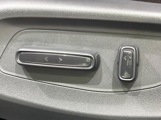 �y�p���[�V�[�g�z�X�C�b�`��ŊȒP�ɃV�[�g�̔��������\!�d��������͂�����܂���!���K�ȃV�[�g�|�W�V�����ɃZ�b�g���āA���K�ȃh���C�u�����y���݂��������B