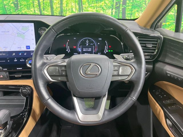 �y�����v�����X�e�A�����O�z�㎿�Ȋv���g�p���邱�ƂŁA��ɂ����������݂ƂĂ��^�]���₷���n���h���ł���