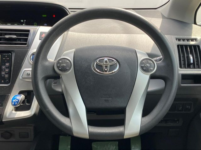 �y�X�e�A�����O�X�C�b�`�z�^�]���A�O������ڐ������炷���ƂȂ��A�I�[�f�B�I���̑��삪�\�ȕ֗��@�\!���S&���K�ȃh���C�u�����o���Ă���܂���