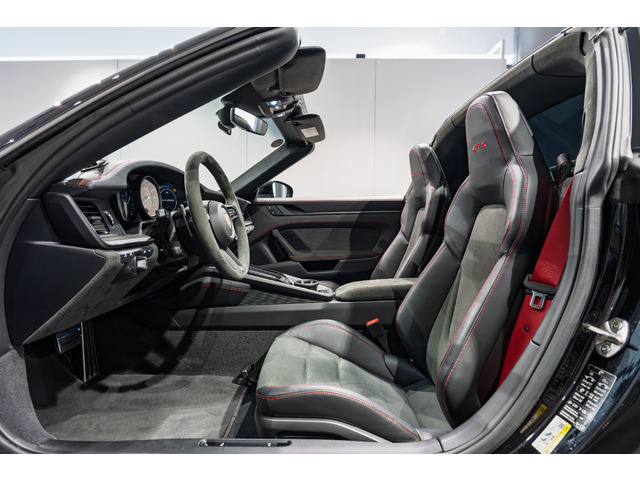 911タルガ4 GTS PDK