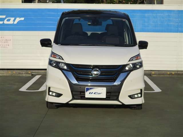 セレナ1.2 e-POWER ハイウェイスターV