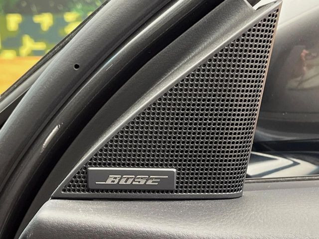 �yBOSE�T�E���h�V�X�e���z���[�J�[�I�v�V�����̍��i�ʃT�E���h�V�X�e���𓋍ځB��p�̃`���[�j���O���{���ꂽ�召�l�X�ȃX�s�[�J�[����ǎ��ȃT�E���h���t�ł��A�Տꊴ���ӂ�鉹����Ԃ����o���܂��B