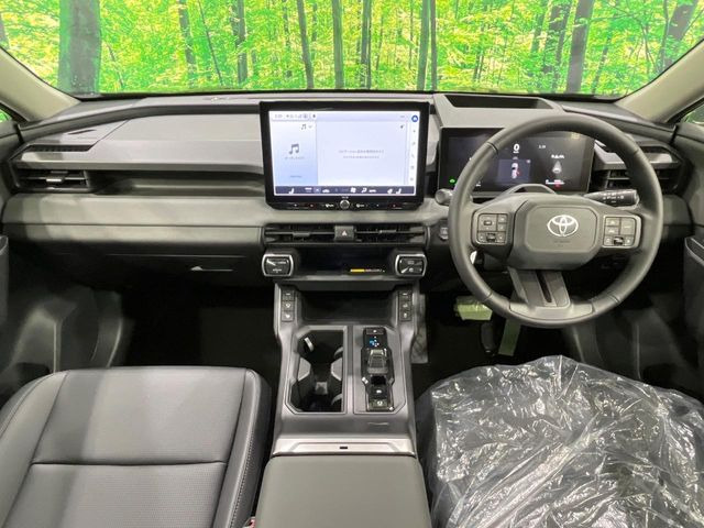 RAV42.5 Z E-Four 4WD