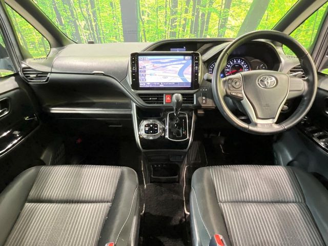 ヴォクシー2.0 ZS 煌