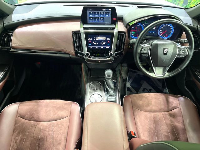 クラウンハイブリッド 2.5 RS アドバンス