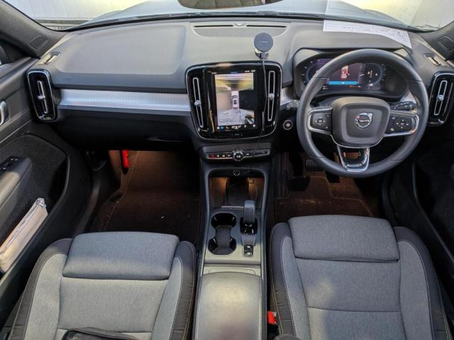 XC40プラス プロ B3