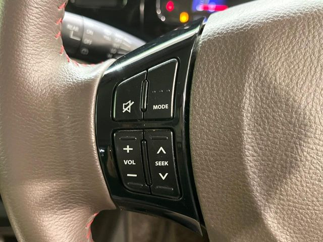 �y�X�e�A�����O�X�C�b�`�z�^�]���A�O������ڐ������炷���ƂȂ��A�I�[�f�B�I���̑��삪�\�ȕ֗��@�\!���S&���K�ȃh���C�u�����o���Ă���܂���