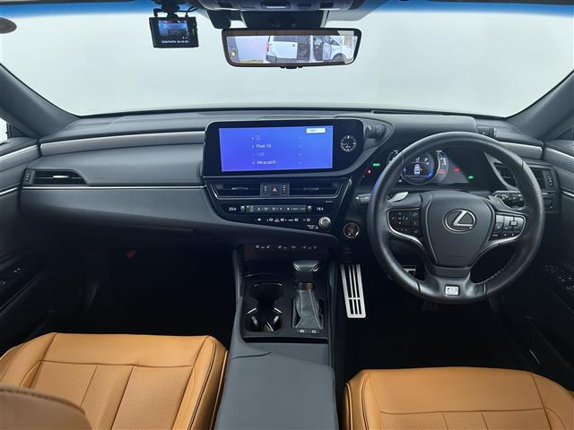 ES300h Fスポーツ