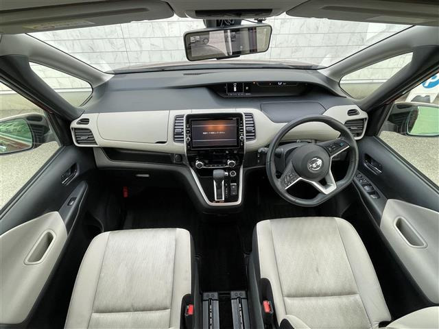 セレナ2.0 ハイウェイスター Vセレクション