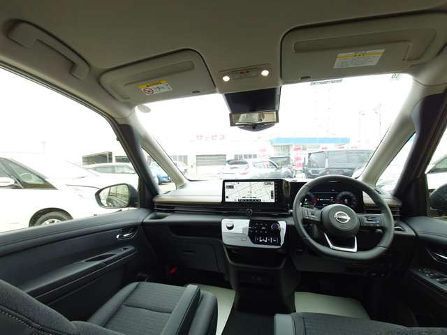 セレナ2.0 ハイウェイスターV 4WD