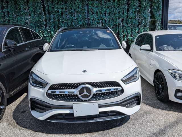 GLAクラスGLA200d 4マチック 4WD