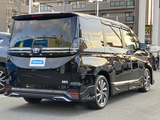 ヴォクシー1.8 ハイブリッド S-Z