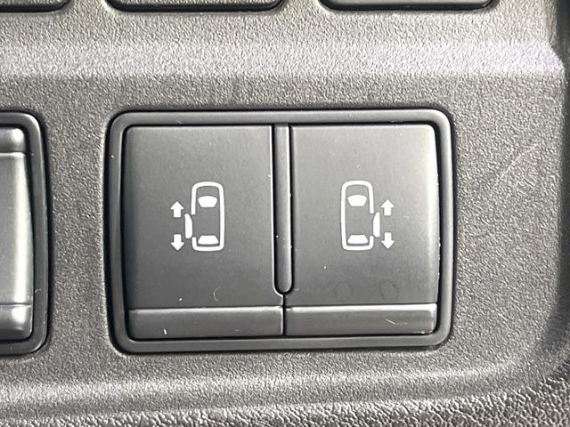 �y�����p���[�X���C�h�h�A�z�X�}�[�g�L�[��^�]�Ȃ̃X�C�b�`�Ō�ȗ����X���C�h�h�A�̊J���\���d��������͂����ăh�A���J����K�v�������A�����Ȃ��q�l�ł��ȒP�ɊJ���߂ł����K�ł���