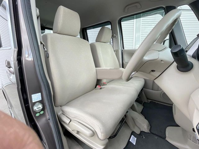 �^�]�Ȃ܂��ɂ͏\���ȃX�y�[�X������A�啿�ȕ��ł��������^�]���Ă�����������ł��B