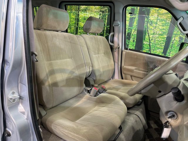 �^�]�ȃV�[�g���͎g�p�������Ȃ��A�ǍD�ȏ�ԂƂȂ��Ă��܂��B���J�Ɏg���Ă������Ƃ��悭�킩��܂��ˁB